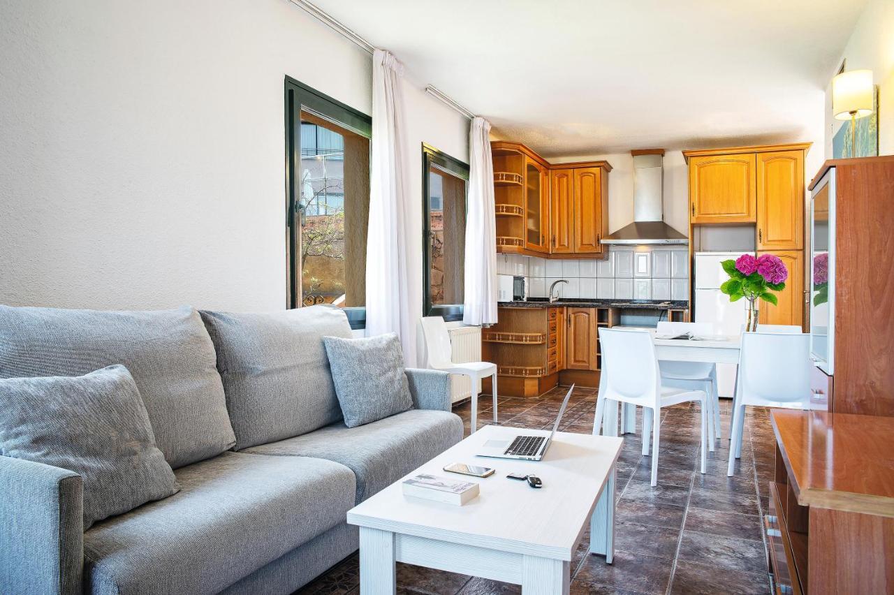 Pierre & Vacances Villa Romana Tossa de Mar Bagian luar foto