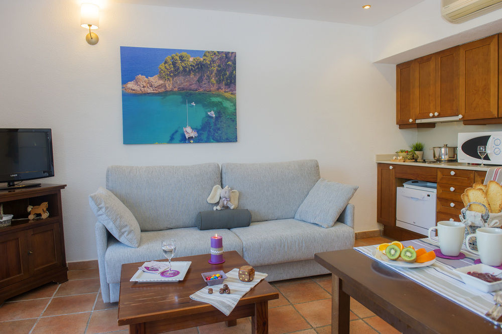 Pierre & Vacances Villa Romana Tossa de Mar Bagian luar foto